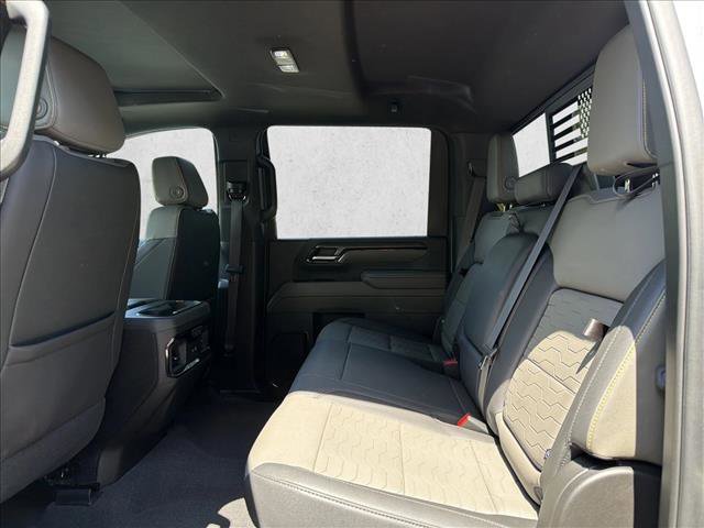 Used 2024 Chevrolet Silverado 2500 ZR2 w/ Technology Package AWD/4WD image 22