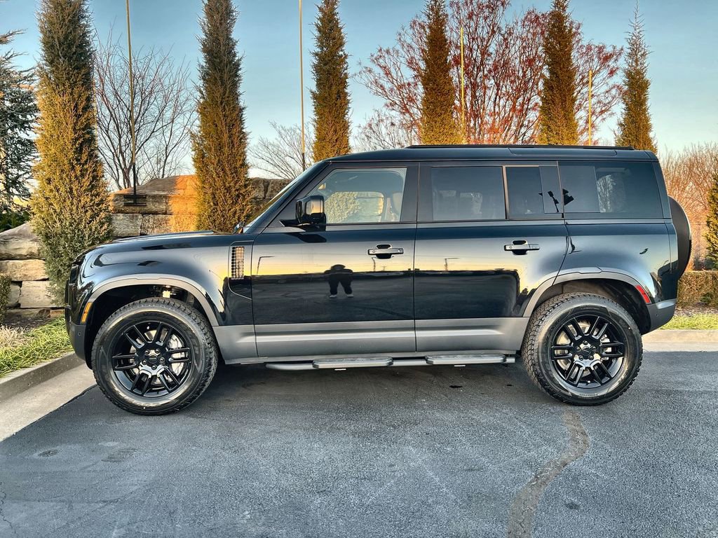Used 2026 Land Rover Defender 110 S AWD/4WD image 2