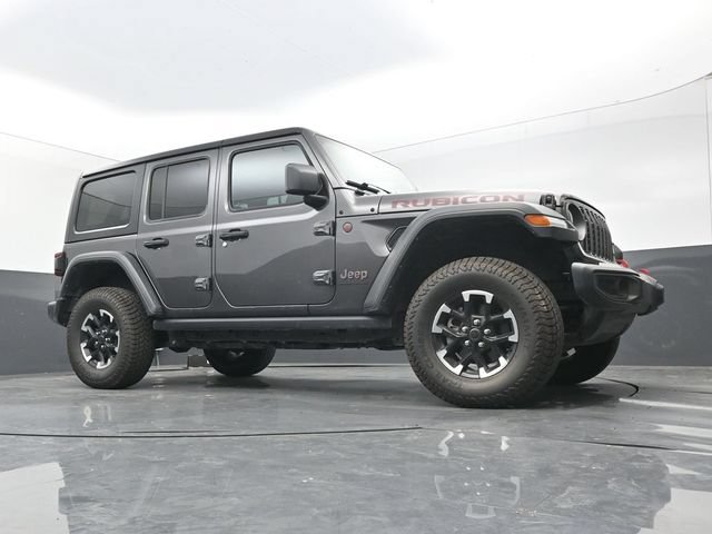 Used 2025 Jeep Wrangler Unlimited Rubicon AWD/4WD image 45