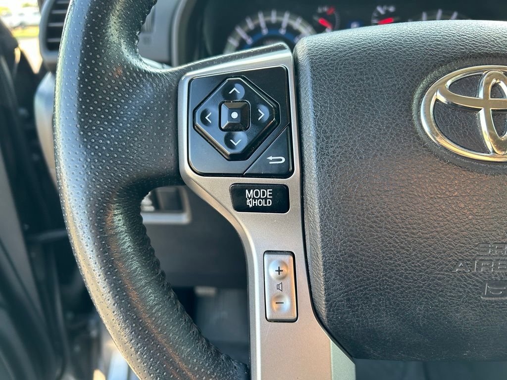 Used 2017 Toyota 4Runner Limited AWD/4WD image 14