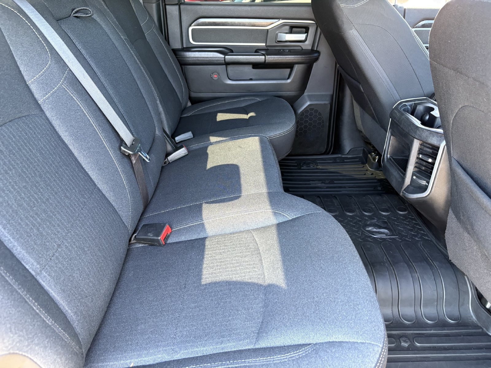 Used 2020 RAM 2500 Big Horn w/ Night Edition AWD/4WD image 16