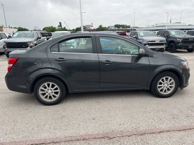 Used 2018 Chevrolet Sonic LT w/ Convenience Package image 5
