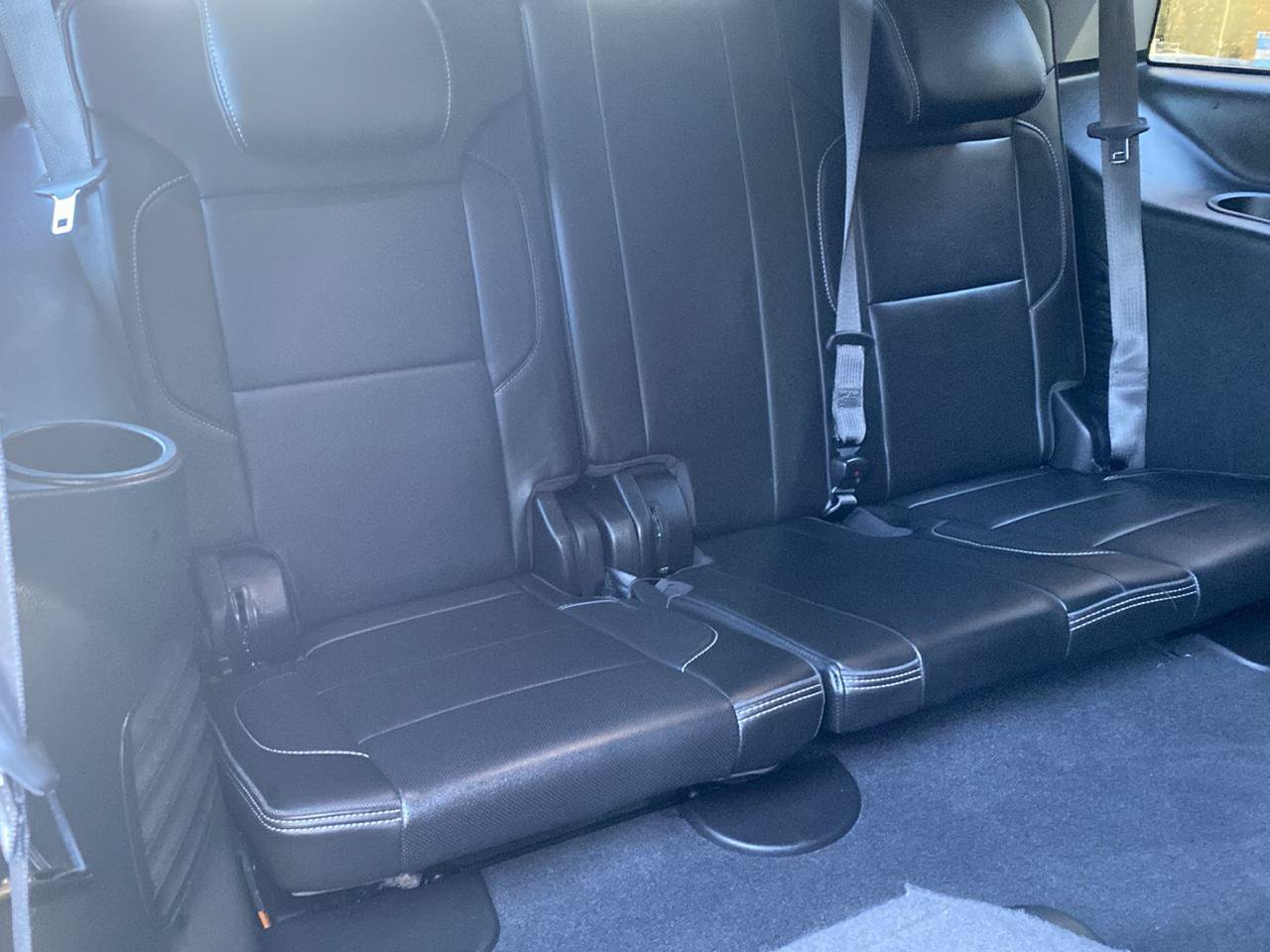 Used 2020 GMC Yukon Denali w/ Denali Premium Package AWD/4WD image 9