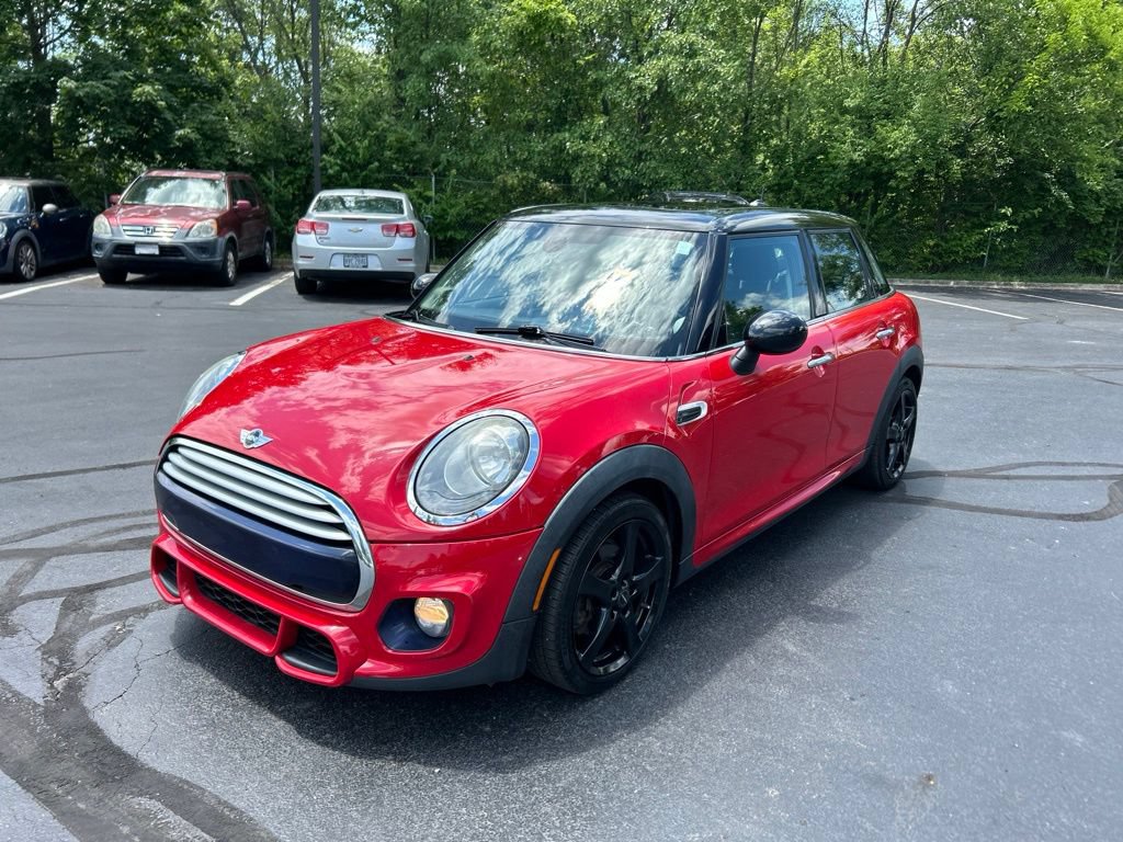 Used 2015 MINI Cooper 4-Door Hardtop FWD image 3