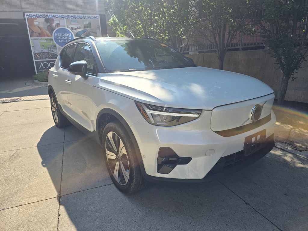 Certified 2023 Volvo XC40 Recharge Plus w/ Protection Package Premier AWD/4WD image 3