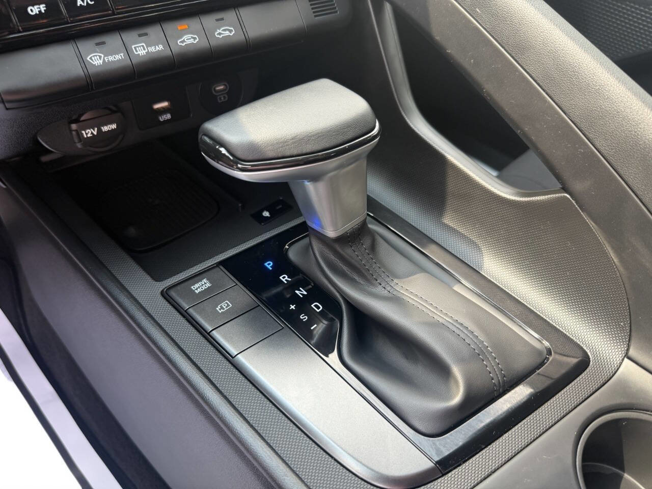 Used 2025 Hyundai Elantra Sport w/ Cargo Package image 23