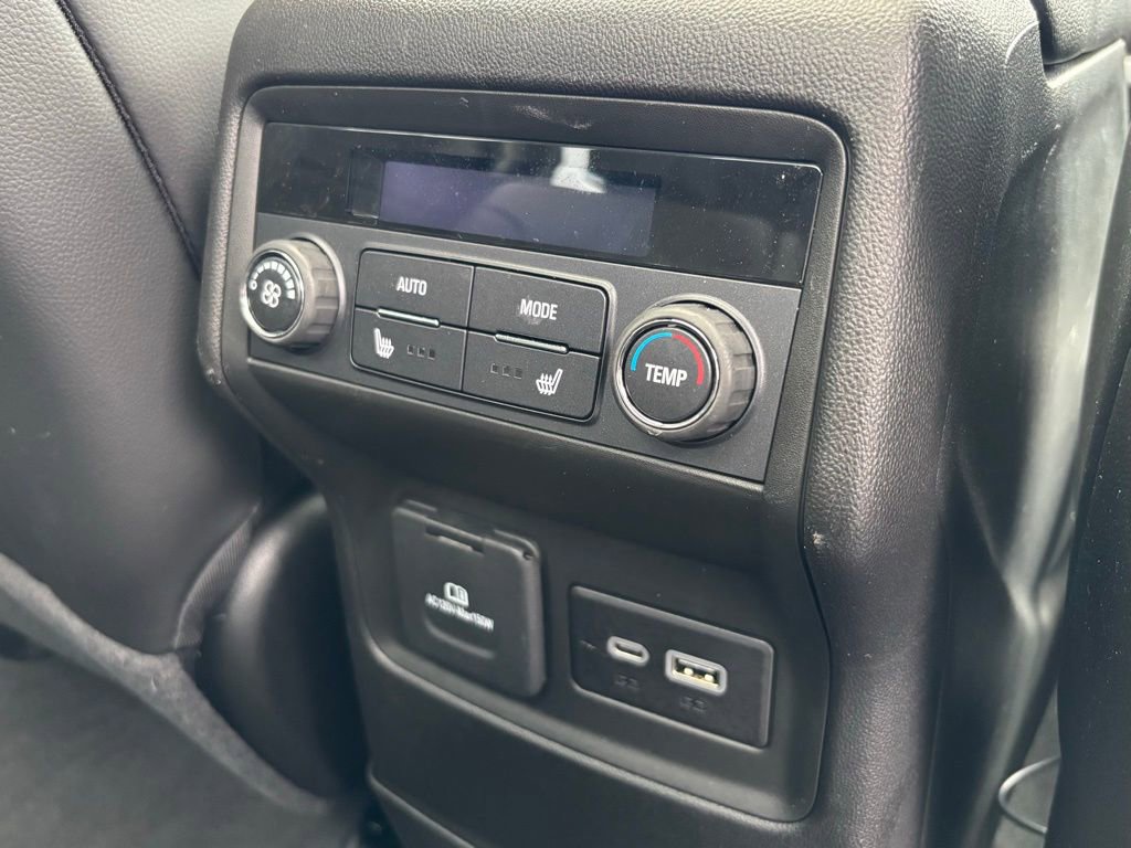 Used 2023 GMC Acadia SLT w/ Preferred Package image 21