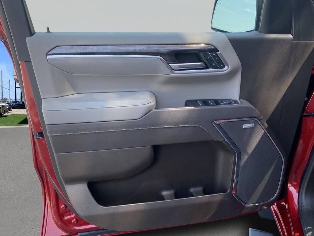 Used 2026 Chevrolet Silverado 1500 LTZ AWD/4WD image 17