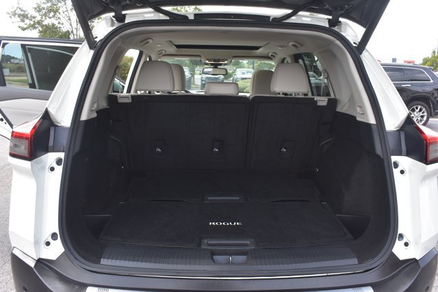 Used 2023 Nissan Rogue SL FWD image 17