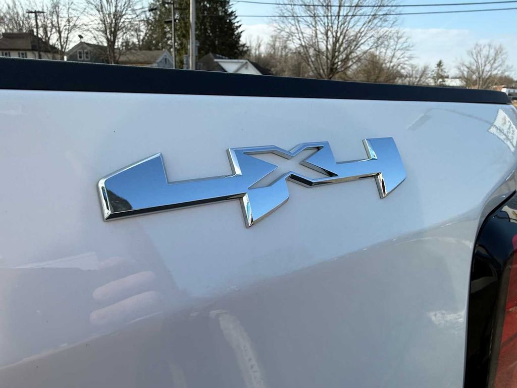 Used 2024 GMC Sierra 1500 Elevation w/ Preferred Package image 31