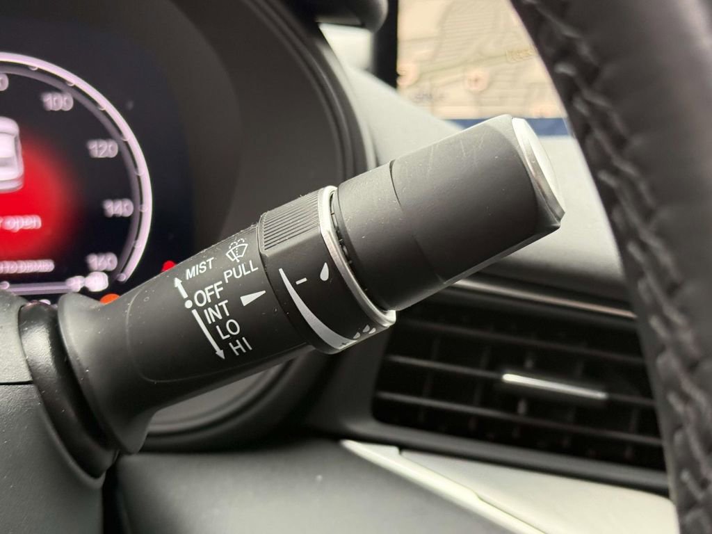 Used 2025 Acura TLX w/ Technology Package image 27