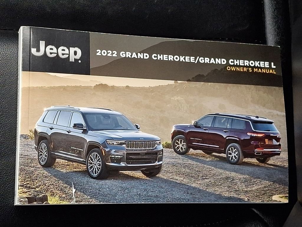 Used 2022 Jeep Grand Cherokee L Limited image 34