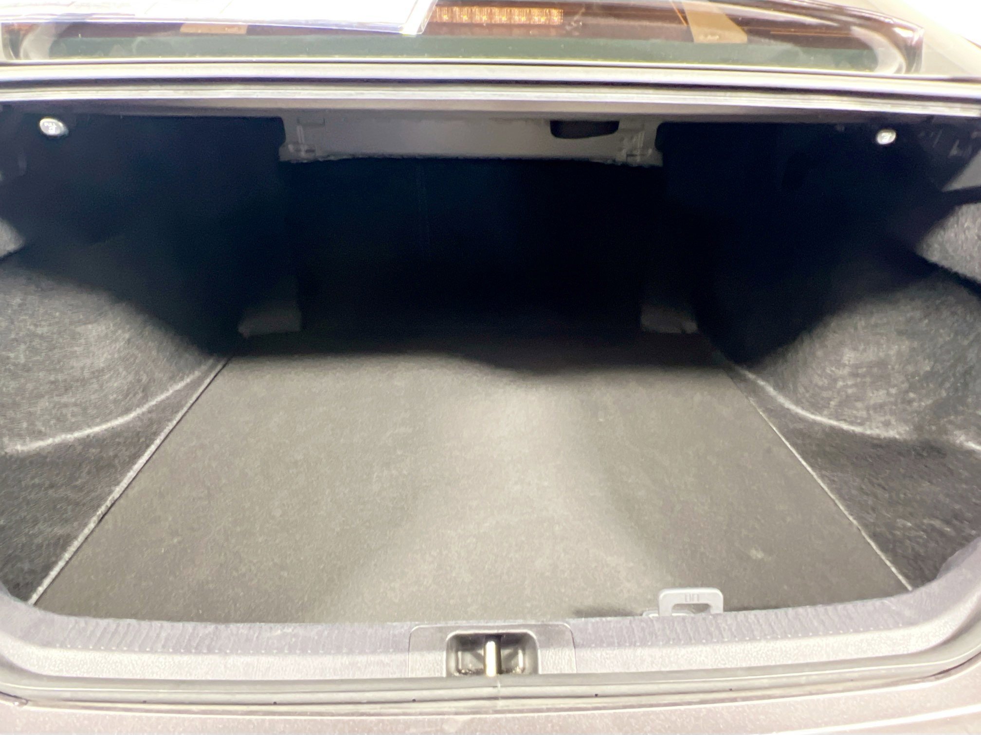 Used 2024 Toyota Camry XLE FWD image 34