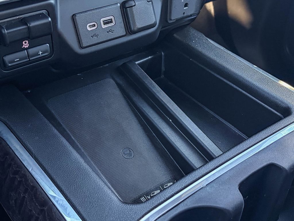 Used 2022 GMC Sierra 2500 Denali w/ Denali Ultimate Package image 42