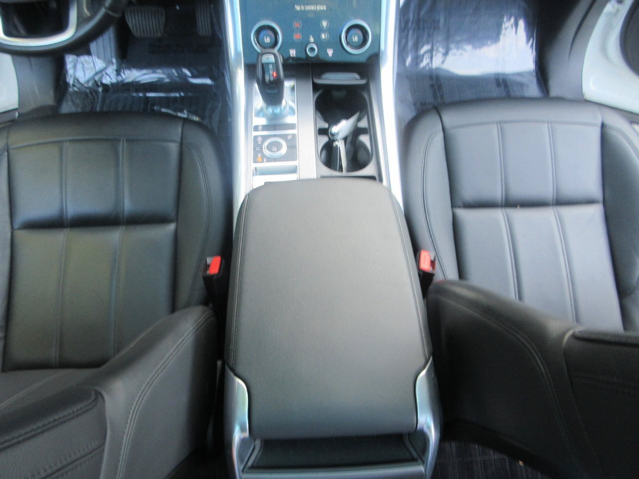 Used 2020 Land Rover Range Rover Sport SE AWD/4WD image 17