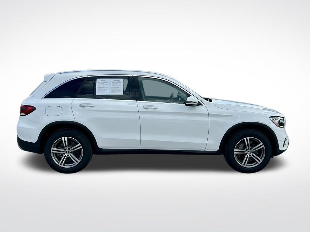 Used 2022 Mercedes-Benz GLC 300 image 4