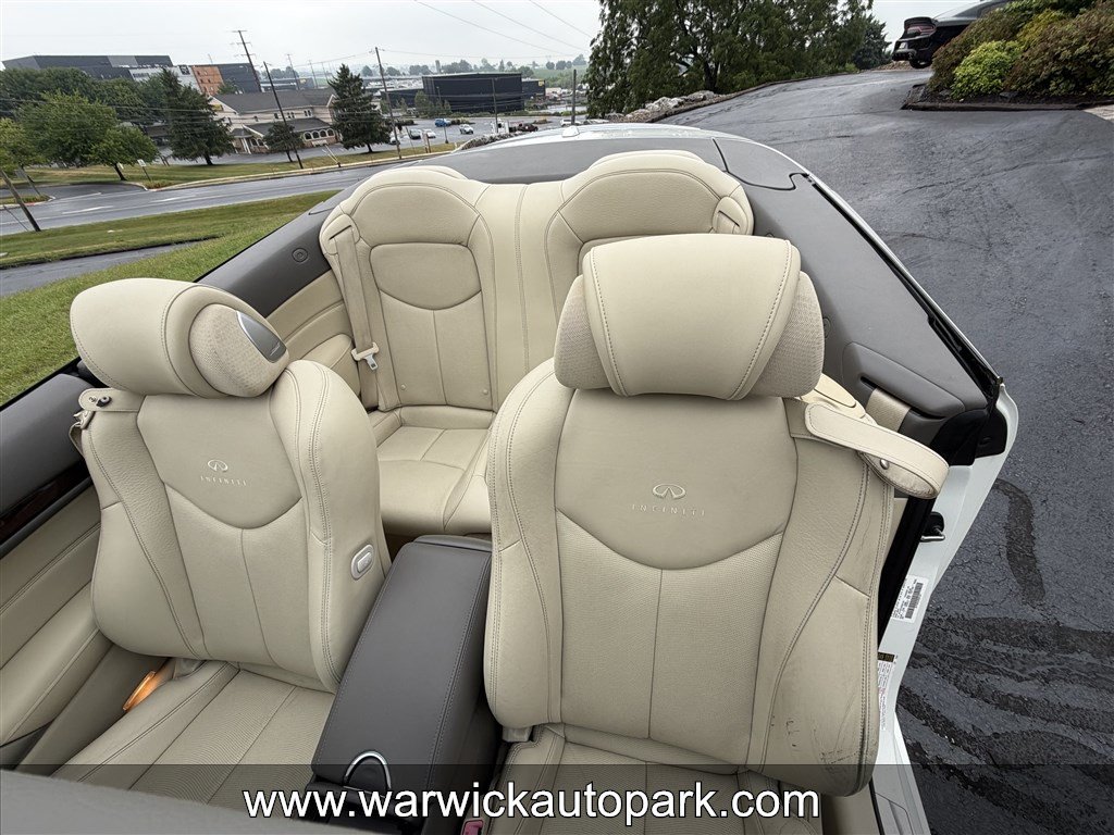 Used 2012 INFINITI G37 Convertible w/ Premium Pkg RWD image 13