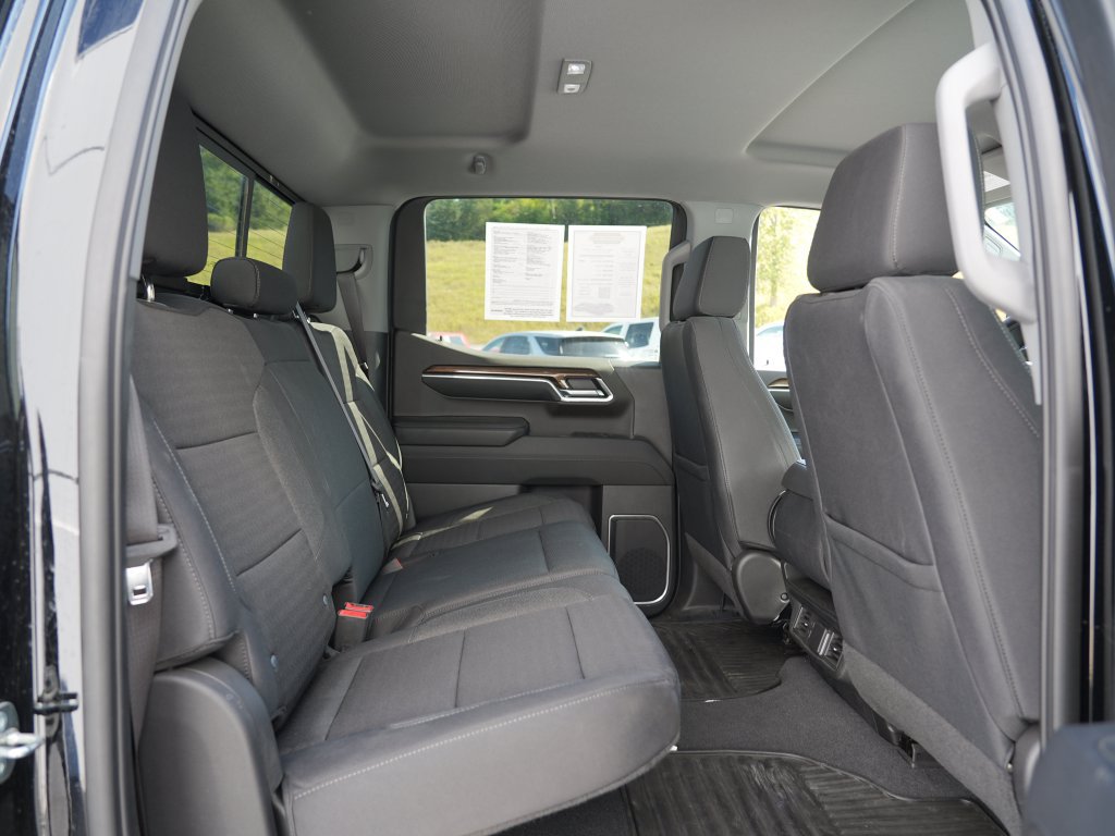Certified 2023 Chevrolet Silverado 1500 LT w/ Convenience Package II AWD/4WD image 27