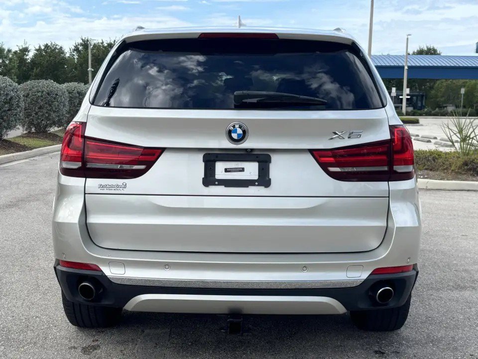 Used 2015 BMW X5 xDrive35i w/ Premium Package AWD/4WD image 13