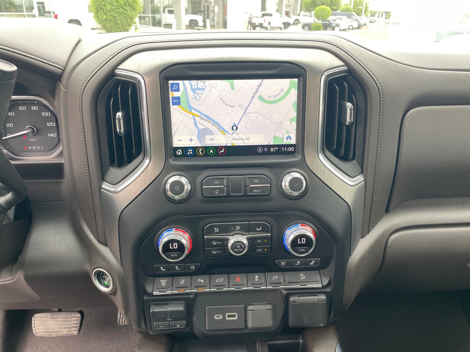 Used 2021 GMC Sierra 2500 Denali w/ Denali Ultimate Package image 12
