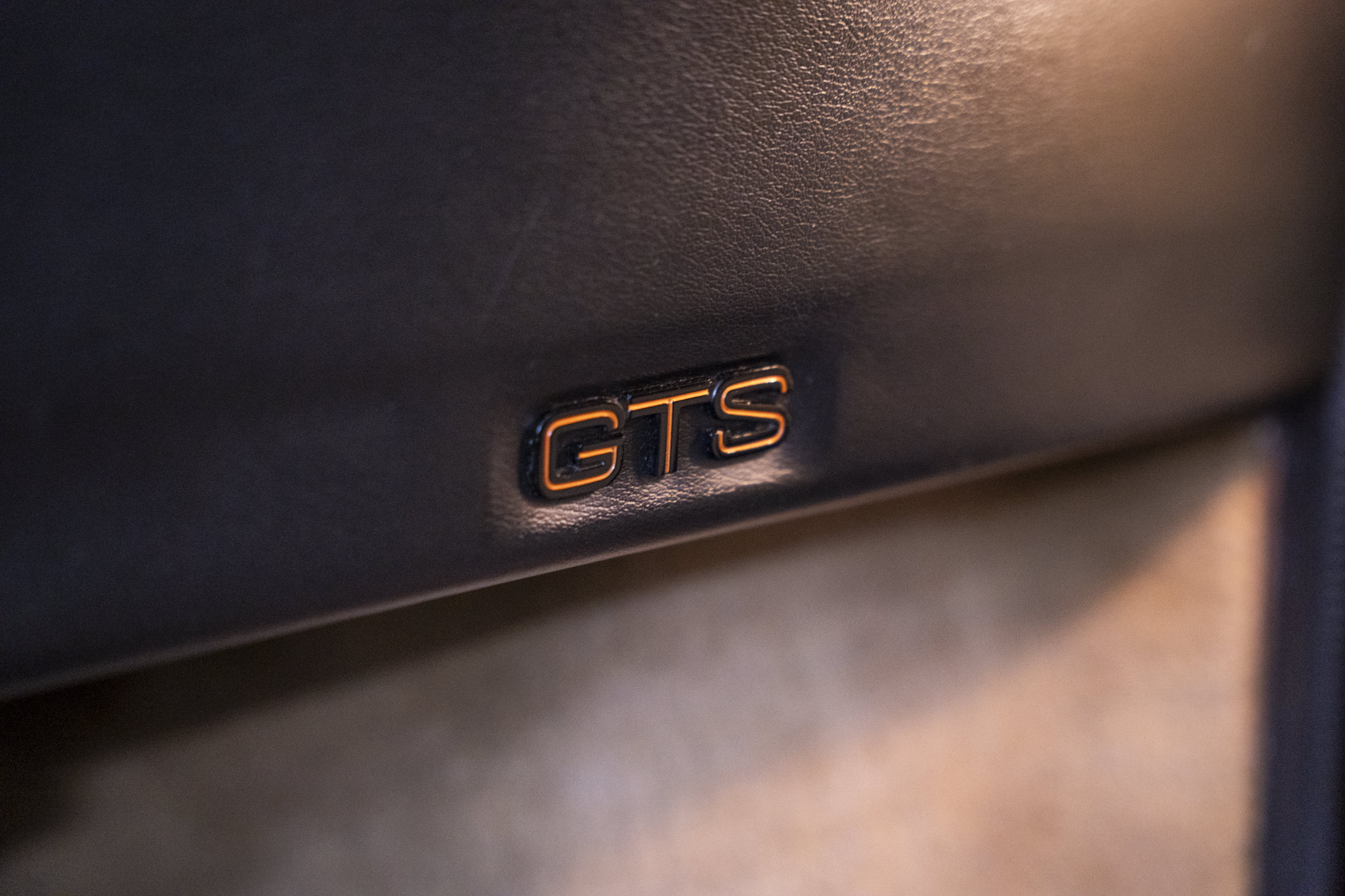 Used 1988 Ferrari 328 GTS RWD image 47