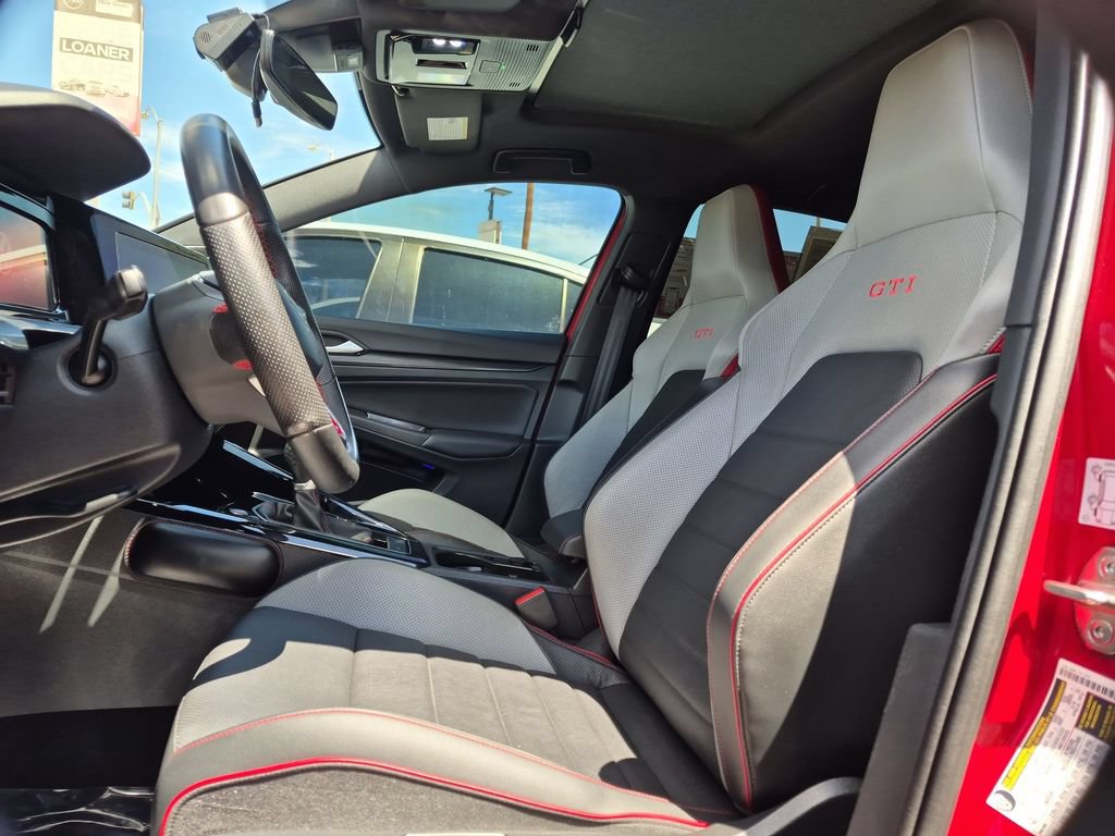 Used 2024 Volkswagen GTI SE FWD image 13