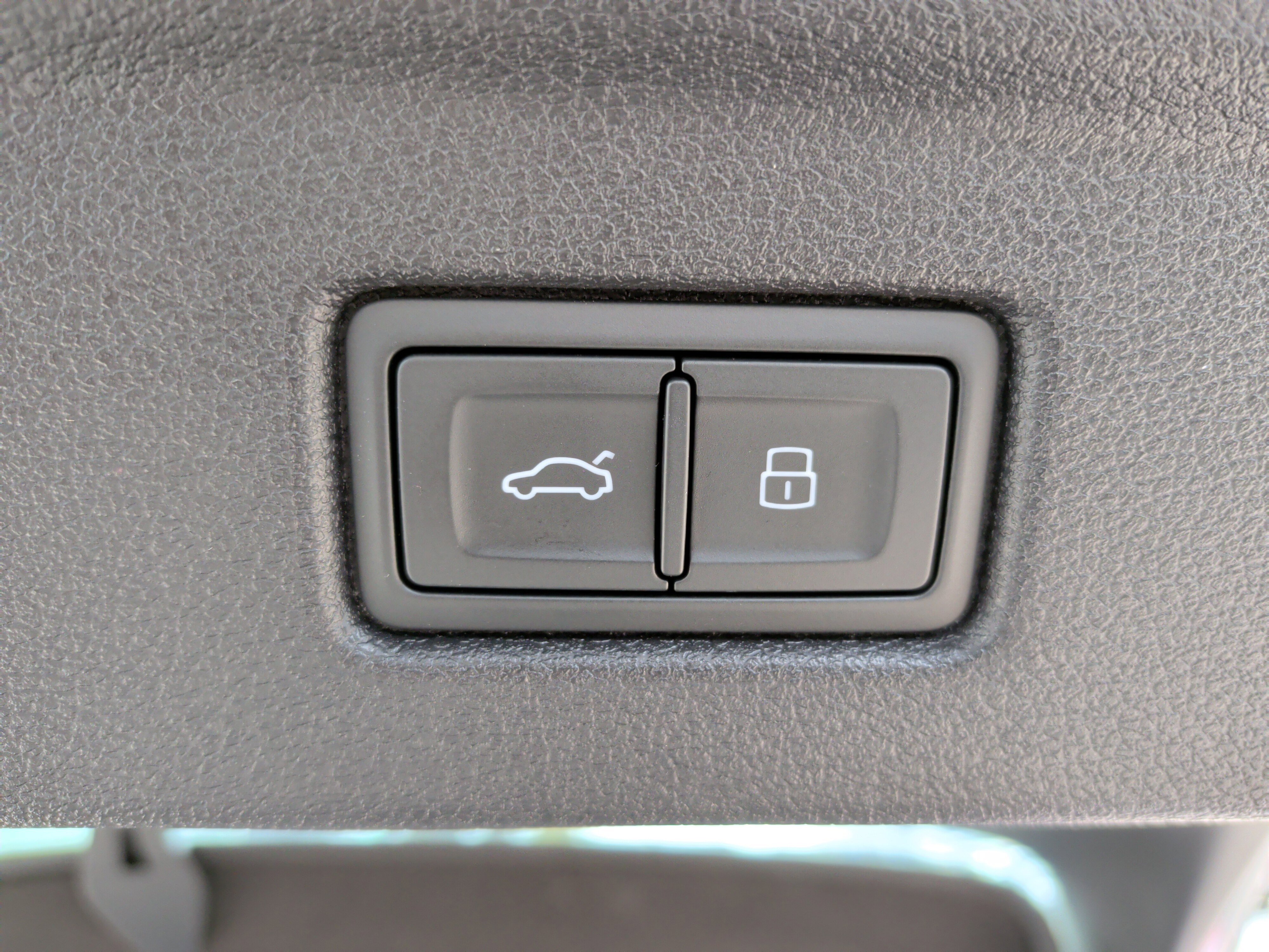 Certified 2025 Audi A5 2.0T Premium Plus w/ Convenience Plus Package image 41