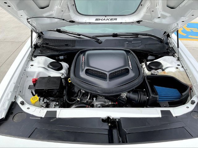 Used 2017 Dodge Challenger R/T Scat Pack RWD image 27