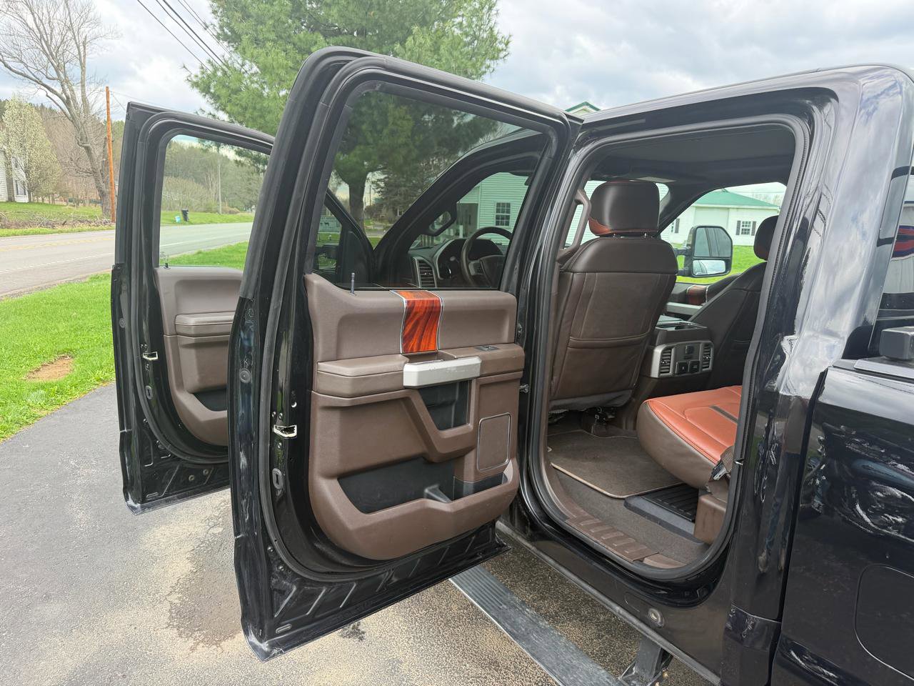 Used 2019 Ford F450 King Ranch w/ King Ranch Ultimate Package AWD/4WD image 43