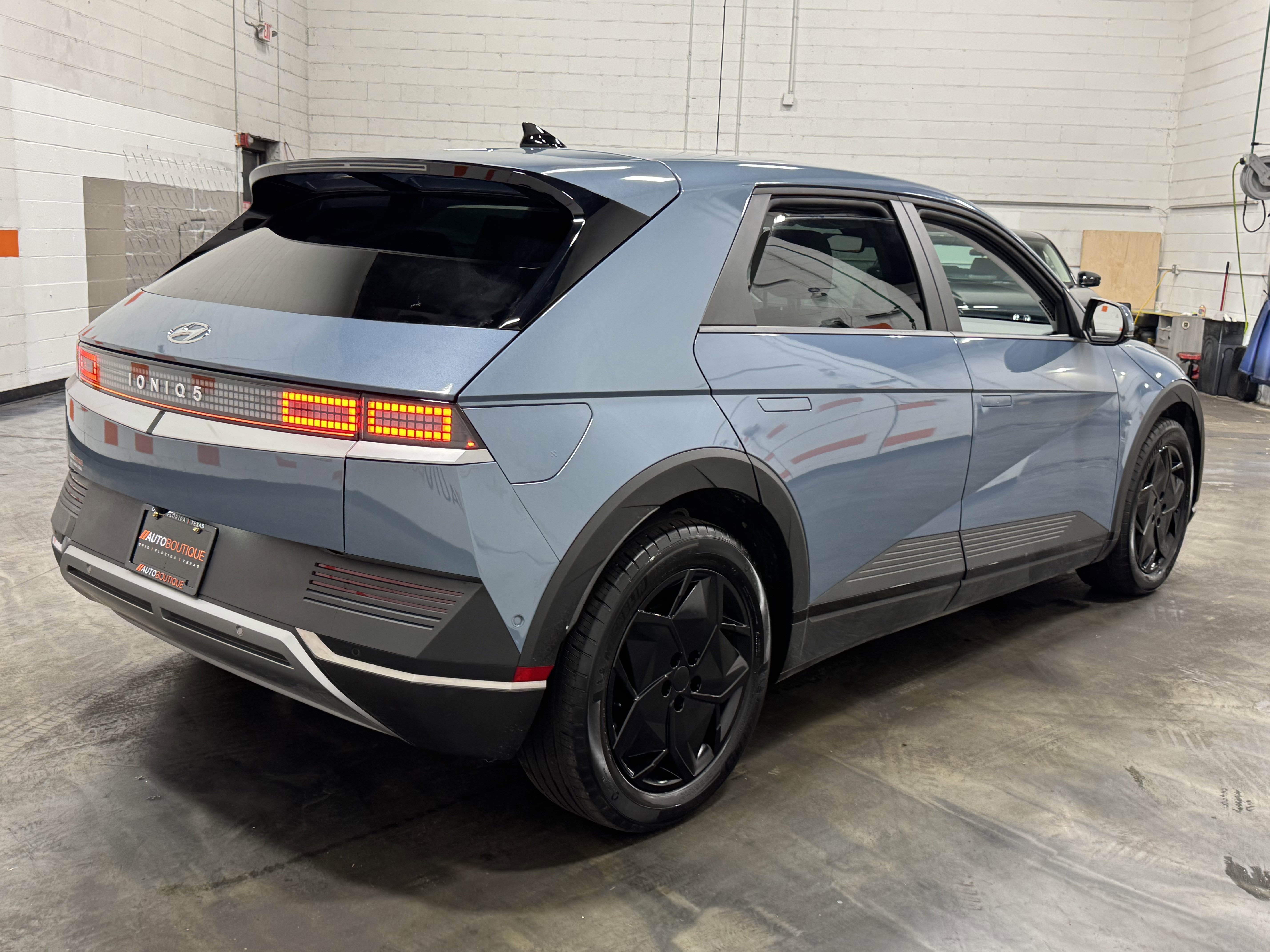 Used 2023 Hyundai Ioniq 5 SEL image 12