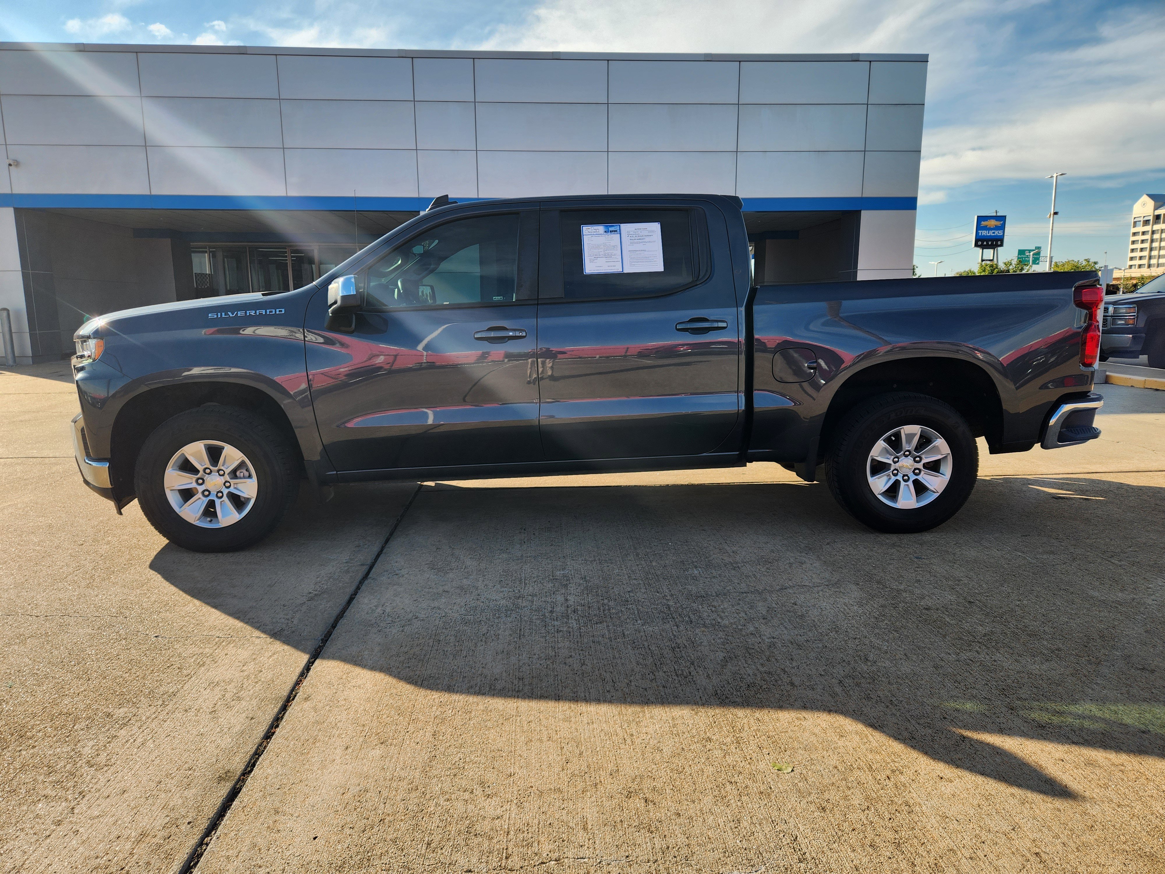 Used 2021 Chevrolet Silverado 1500 LT w/ LPO, Liner Protection Package image 5