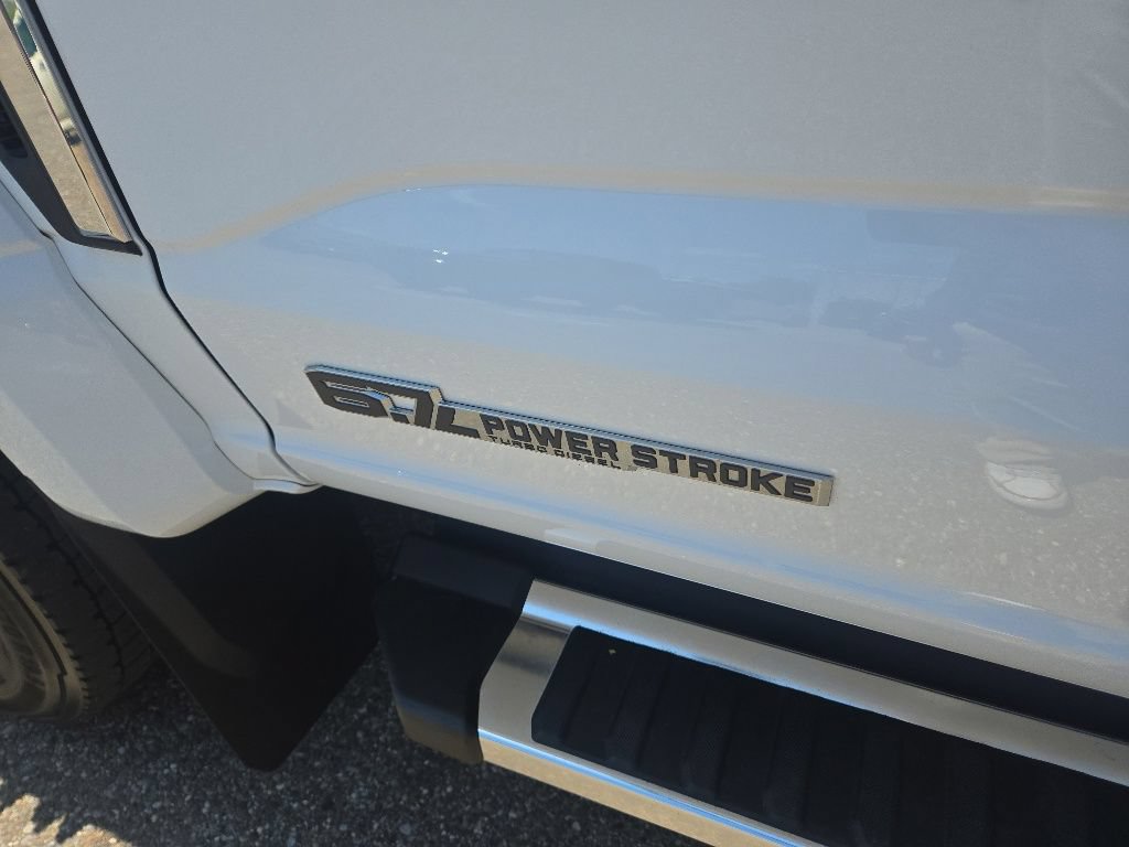 Used 2023 Ford F450 XLT AWD/4WD image 12