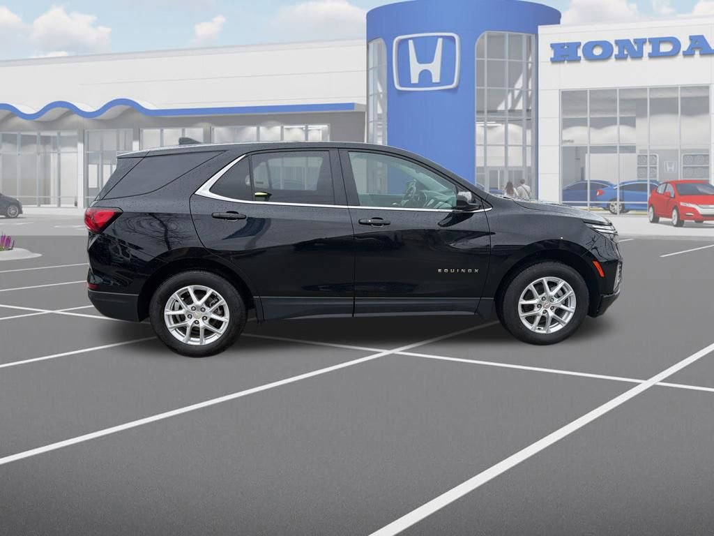 Used 2024 Chevrolet Equinox LT image 10