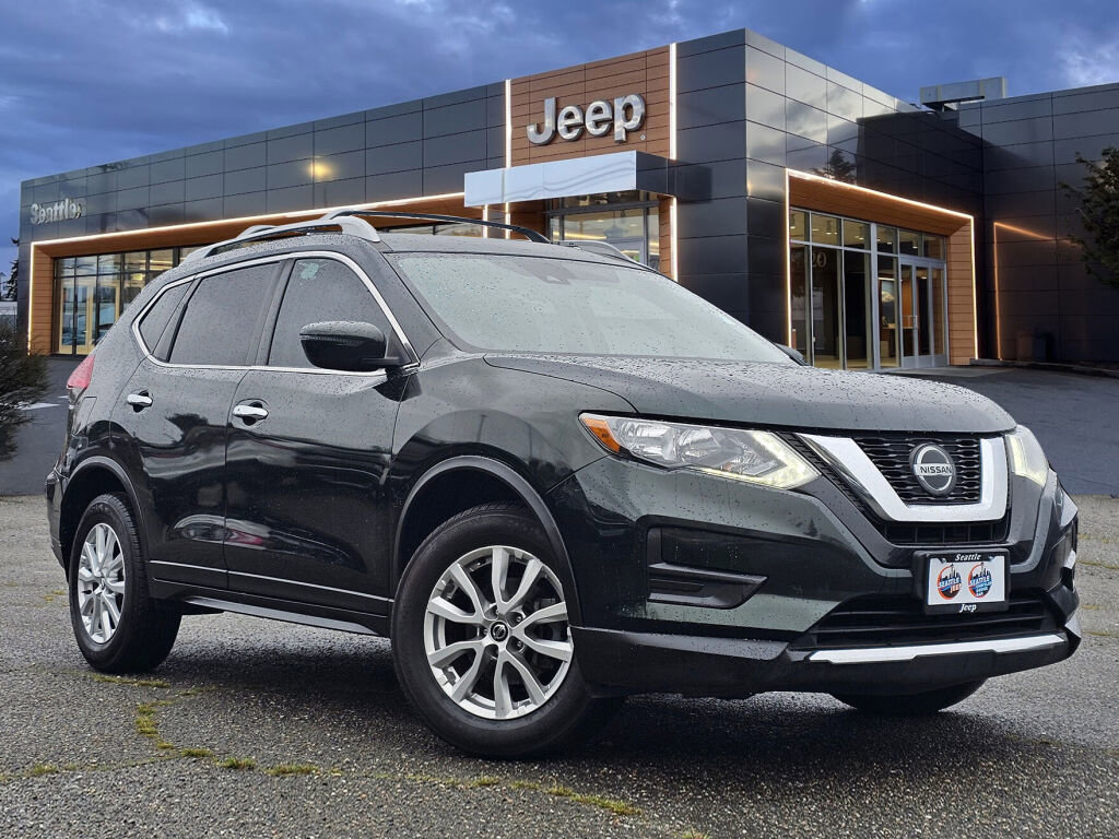 Used 2019 Nissan Rogue SV image 1