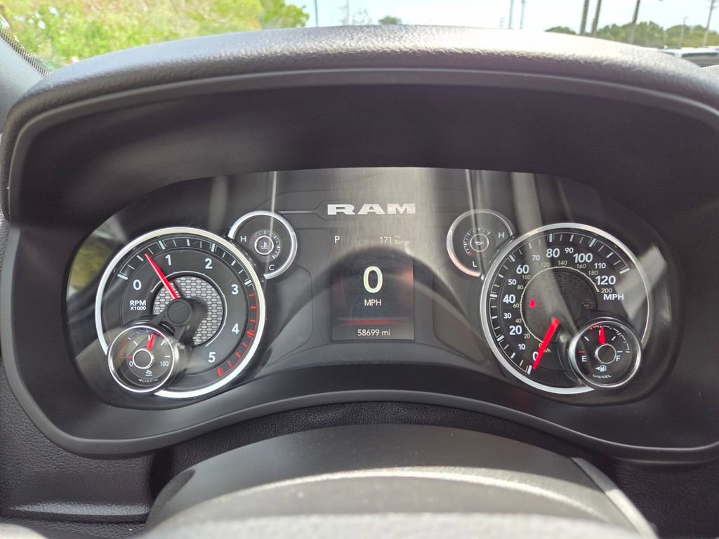 Used 2024 RAM 3500 Big Horn AWD/4WD image 28