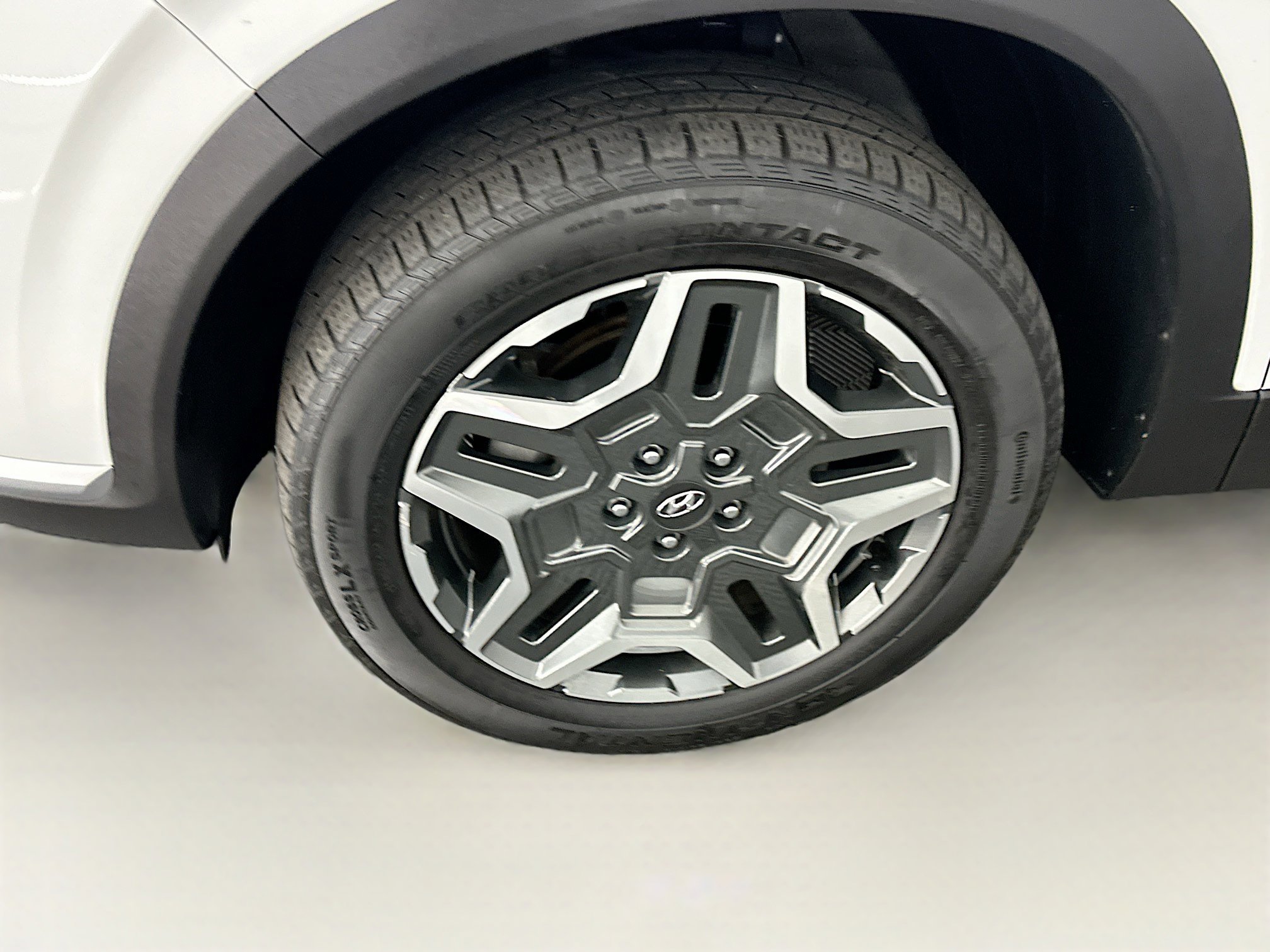 Used 2023 Hyundai Santa Fe SEL Convenience image 11