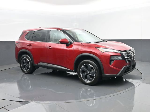 Used 2025 Nissan Rogue SV AWD/4WD image 3