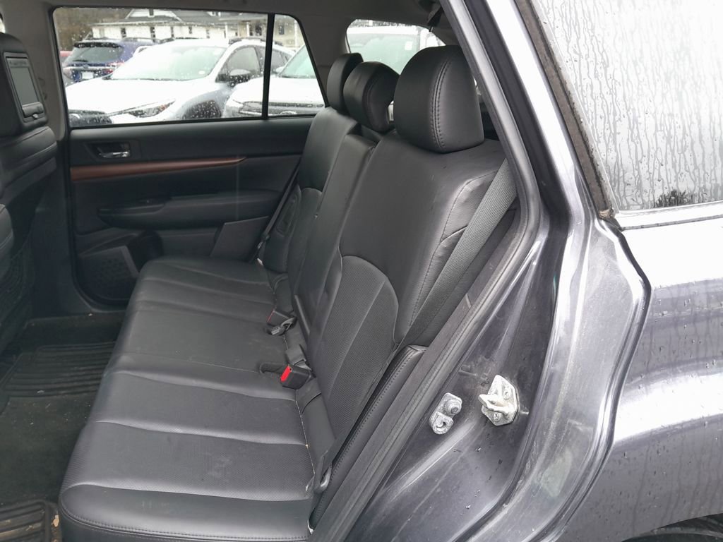 Used 2013 Subaru Outback 3.6R Limited image 30