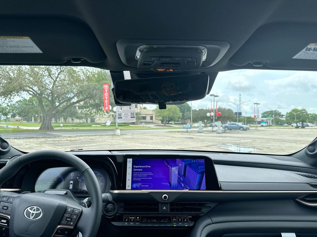 New 2026 Toyota Crown Signia AWD/4WD image 30