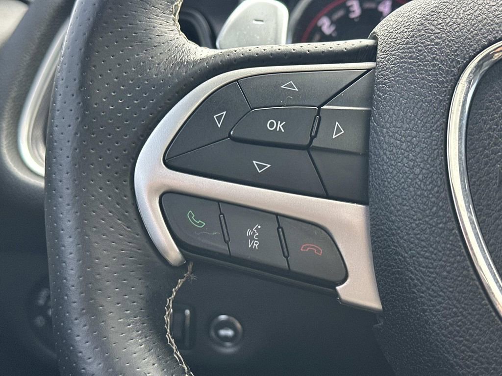 Used 2016 Dodge Challenger SRT w/ Technology Group image 21