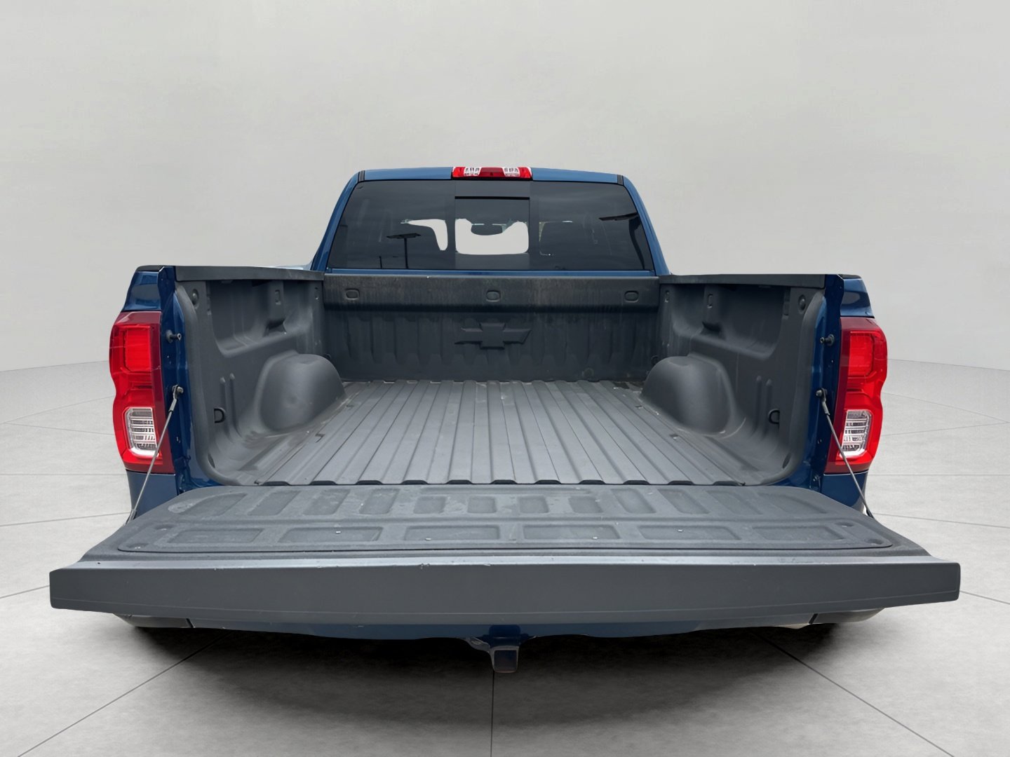 Used 2017 Chevrolet Silverado 1500 LTZ Z71 w/ LTZ Plus Package image 28