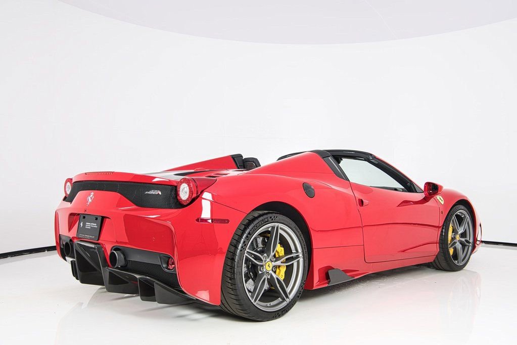 Used 2015 Ferrari 458 Speciale A image 8