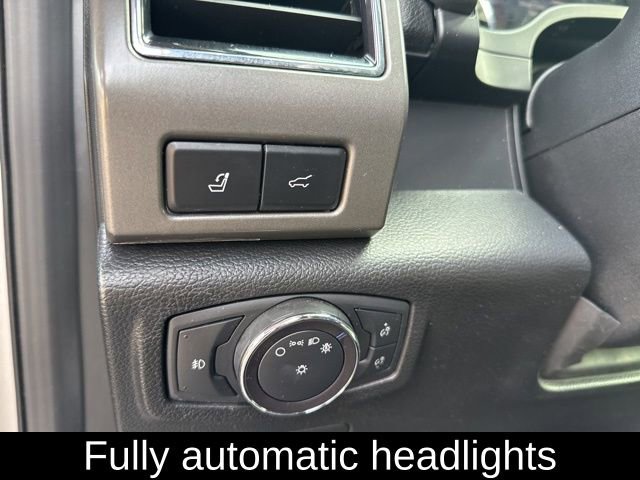 Used 2020 Ford Expedition XLT w/ Equipment Group 202A image 24