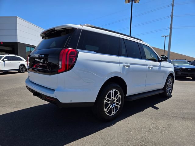 Used 2025 Ford Expedition Active AWD/4WD image 6