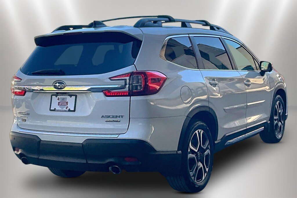 Certified 2023 Subaru Ascent Limited w/ Technology Package image 5