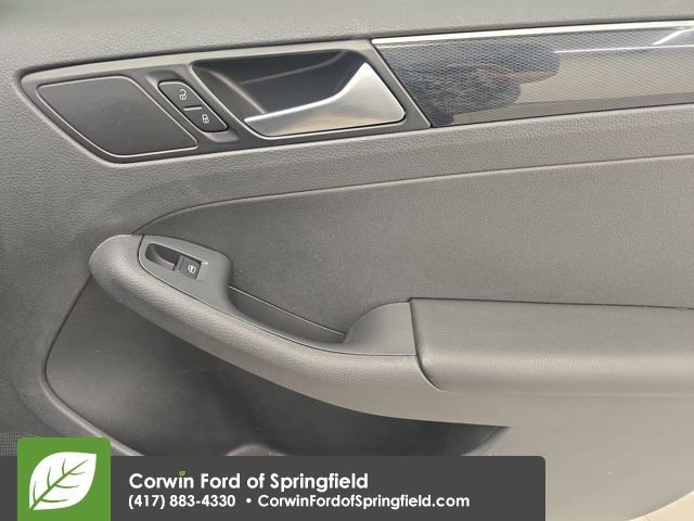 Used 2018 Volkswagen Jetta Sport image 11