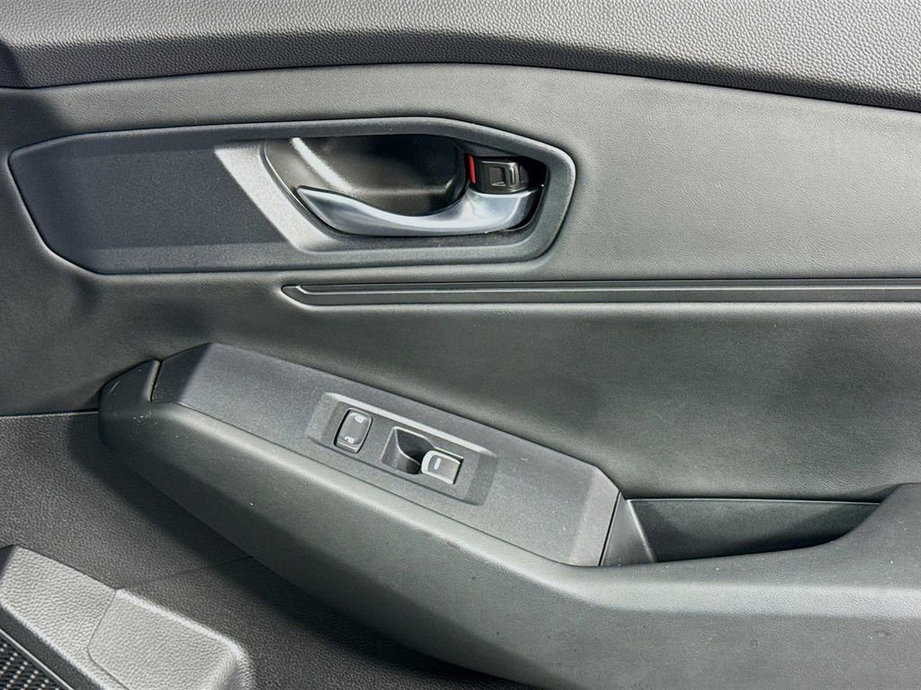 Certified 2025 Honda Accord SE image 13