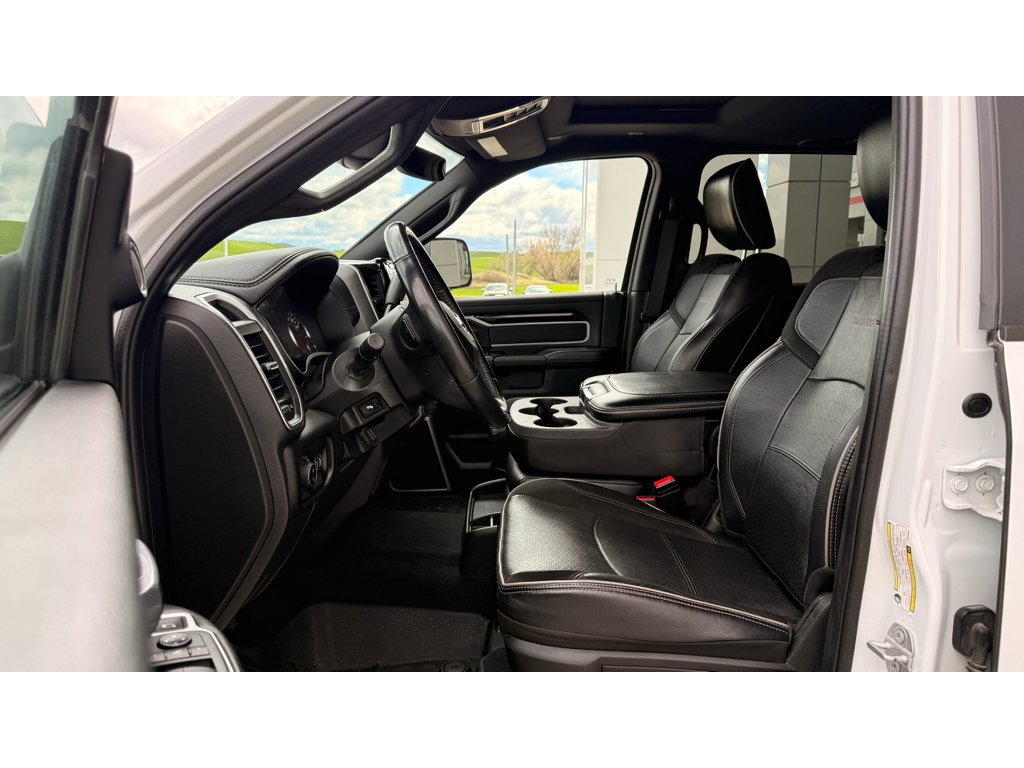 Used 2020 RAM 3500 Laramie AWD/4WD image 13