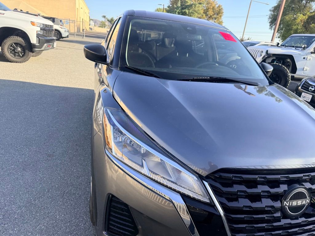 Used 2022 Nissan Kicks S FWD image 18