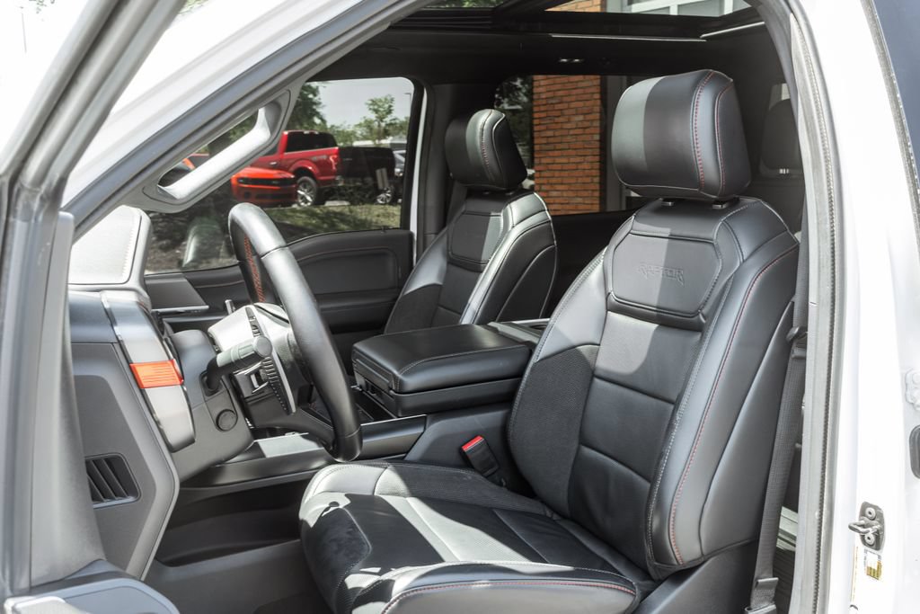 Used 2025 Ford F150 Raptor AWD/4WD image 7